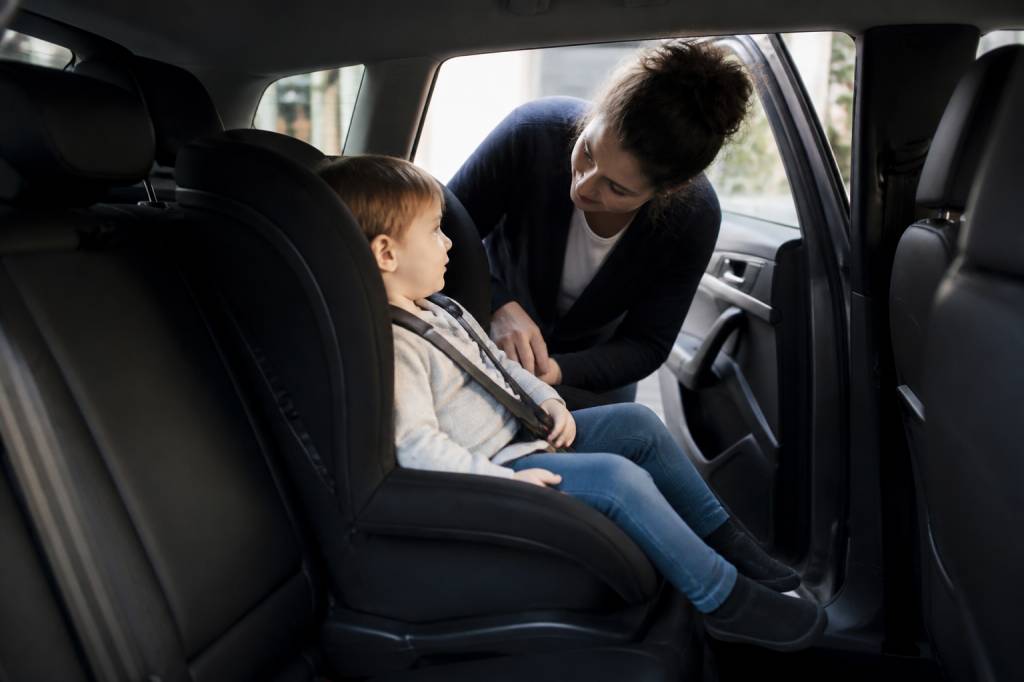 G7 siège bébé : comment réserver un taxi avec siège enfant
