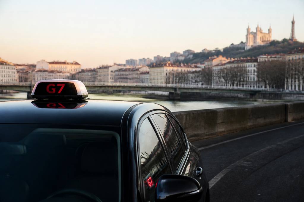 G7 Lyon : réservation, tarifs et services de taxi dans la métropole lyonnaise