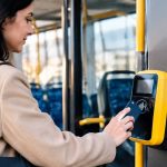 Billettique dans les transports : fonctionnement et solutions pour les voyageurs