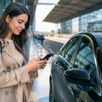 Comment réserver un taxi à l’avance : les étapes pour planifier votre trajet en toute sérénité
