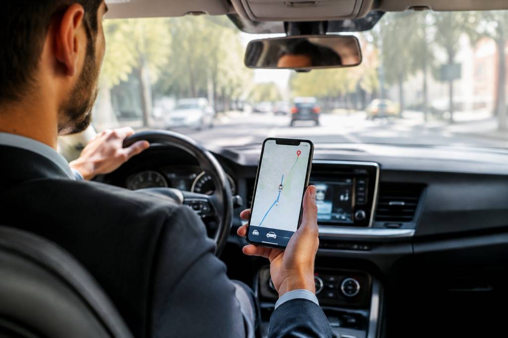 Information voyageur : les outils pour suivre son trajet en taxi en temps réel